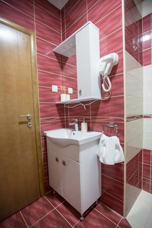 Apartmani Mg Nikšić Kültér fotó