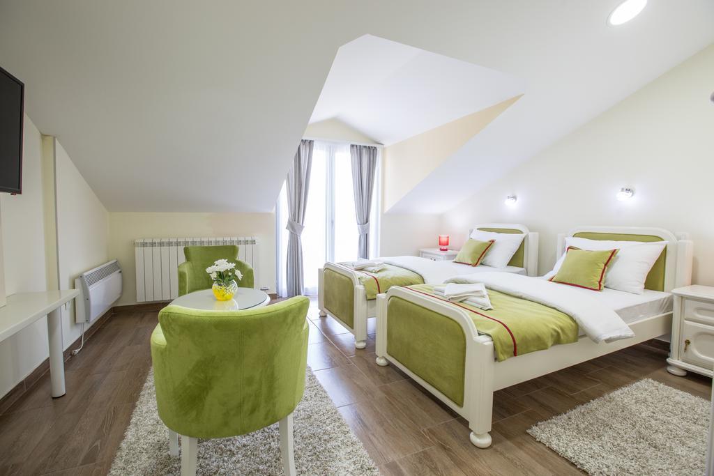 Apartmani Mg Nikšić Kültér fotó