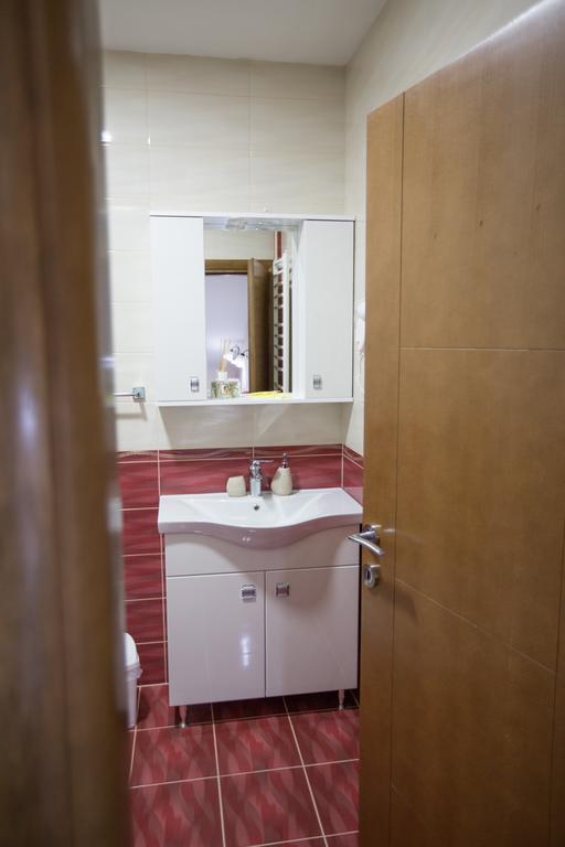 Apartmani Mg Nikšić Kültér fotó
