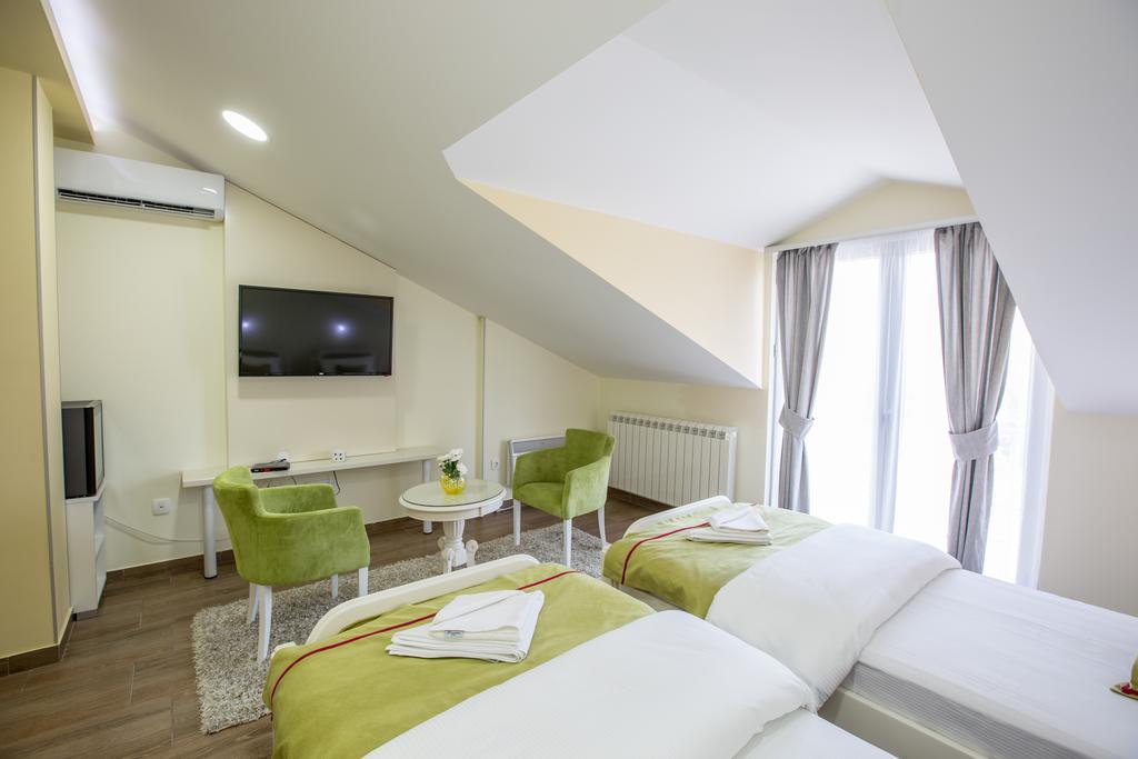 Apartmani Mg Nikšić Kültér fotó