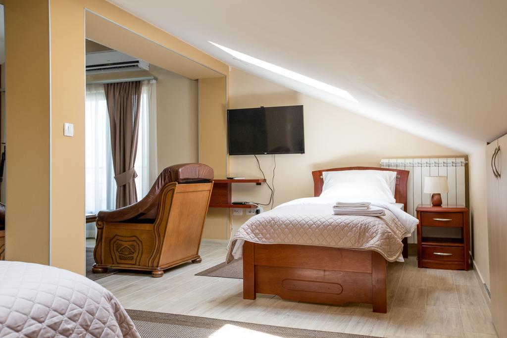 Apartmani Mg Nikšić Kültér fotó